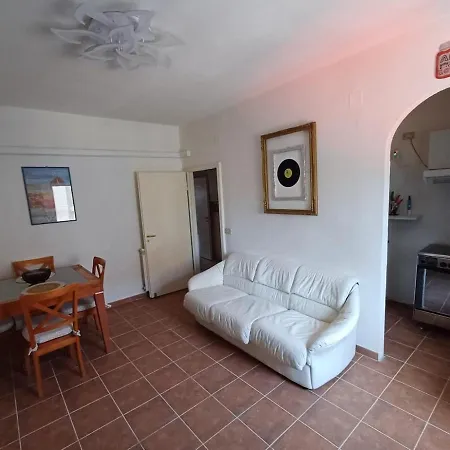 Apartamento Via Roma Follonica
