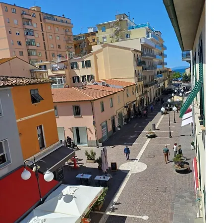 Via Roma *